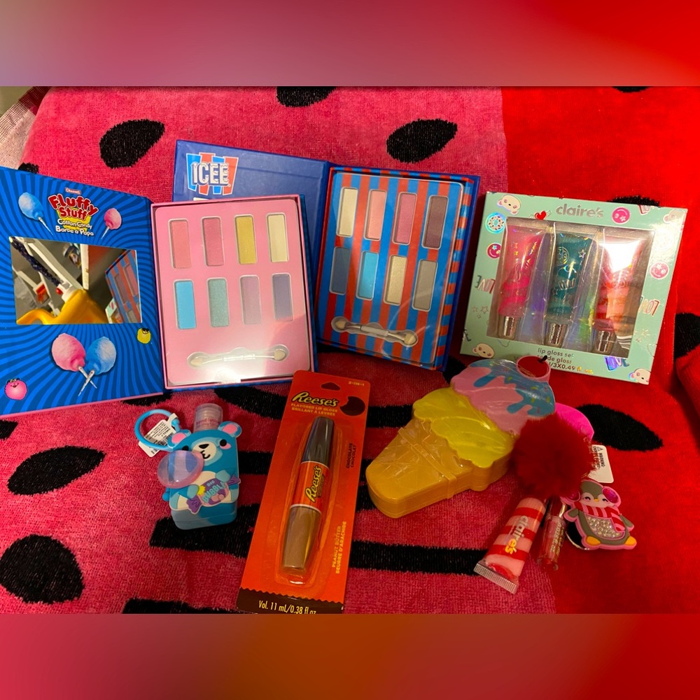Claire’s brand kids makeup lot